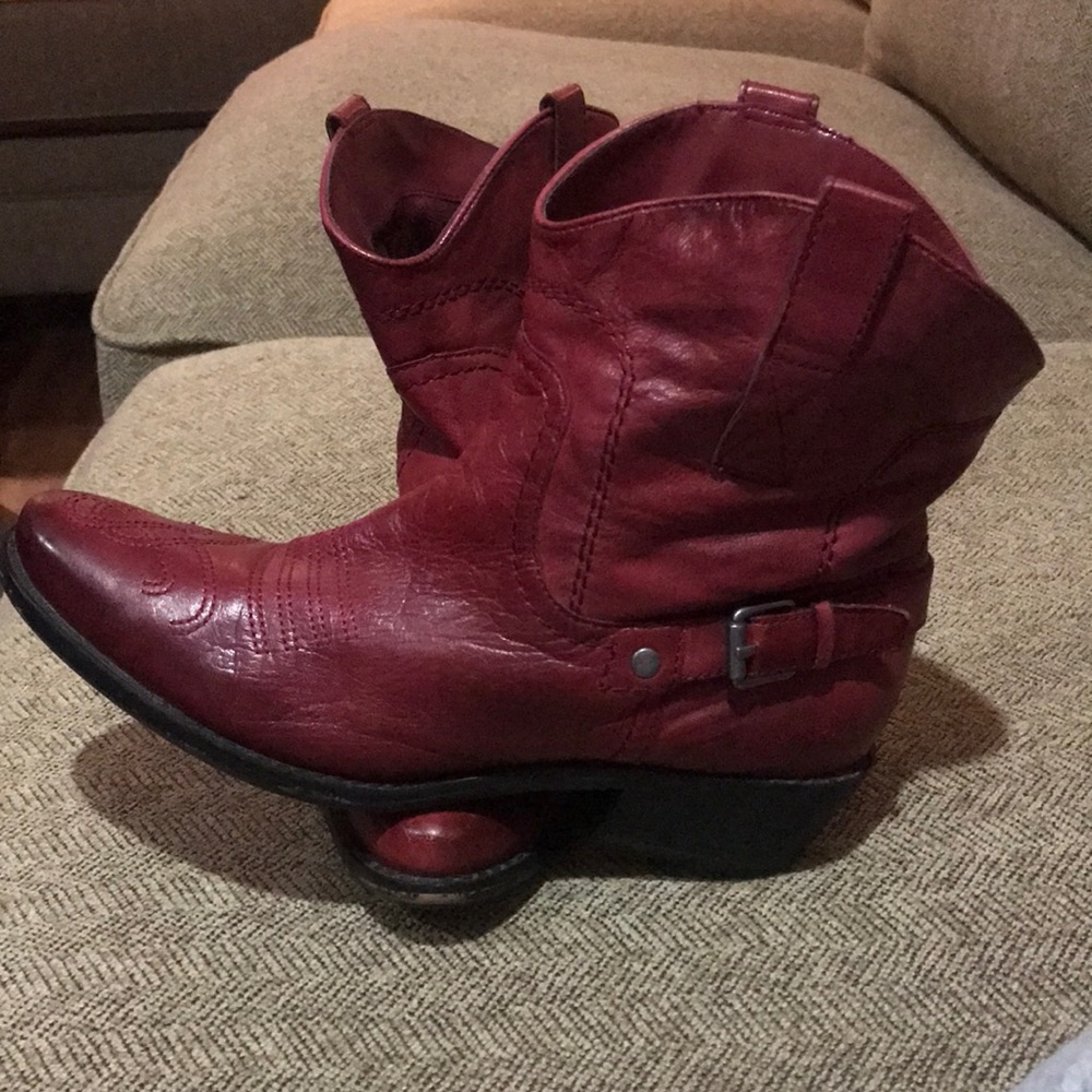Red 7.5 Franco Sarto booties
